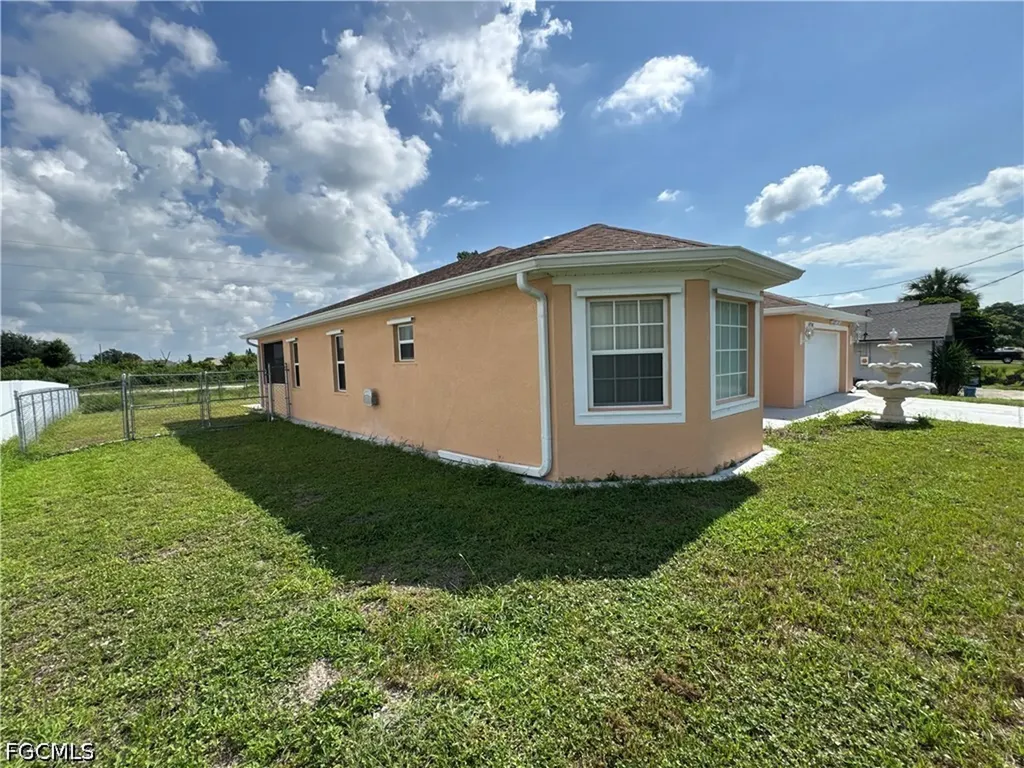 4914 7th Street W Lehigh Acres FL 33971