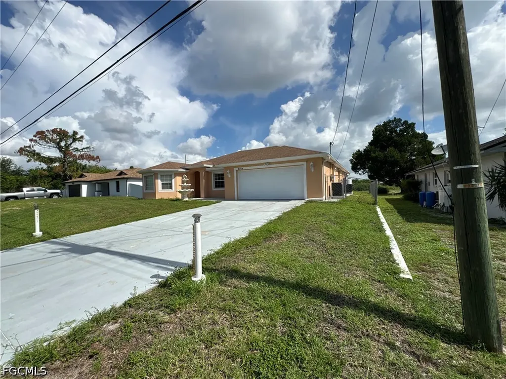 4914 7th Street W Lehigh Acres FL 33971