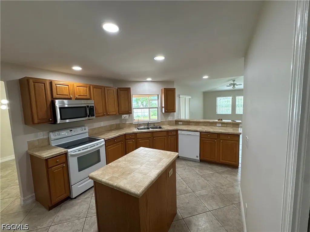 4914 7th Street W Lehigh Acres FL 33971