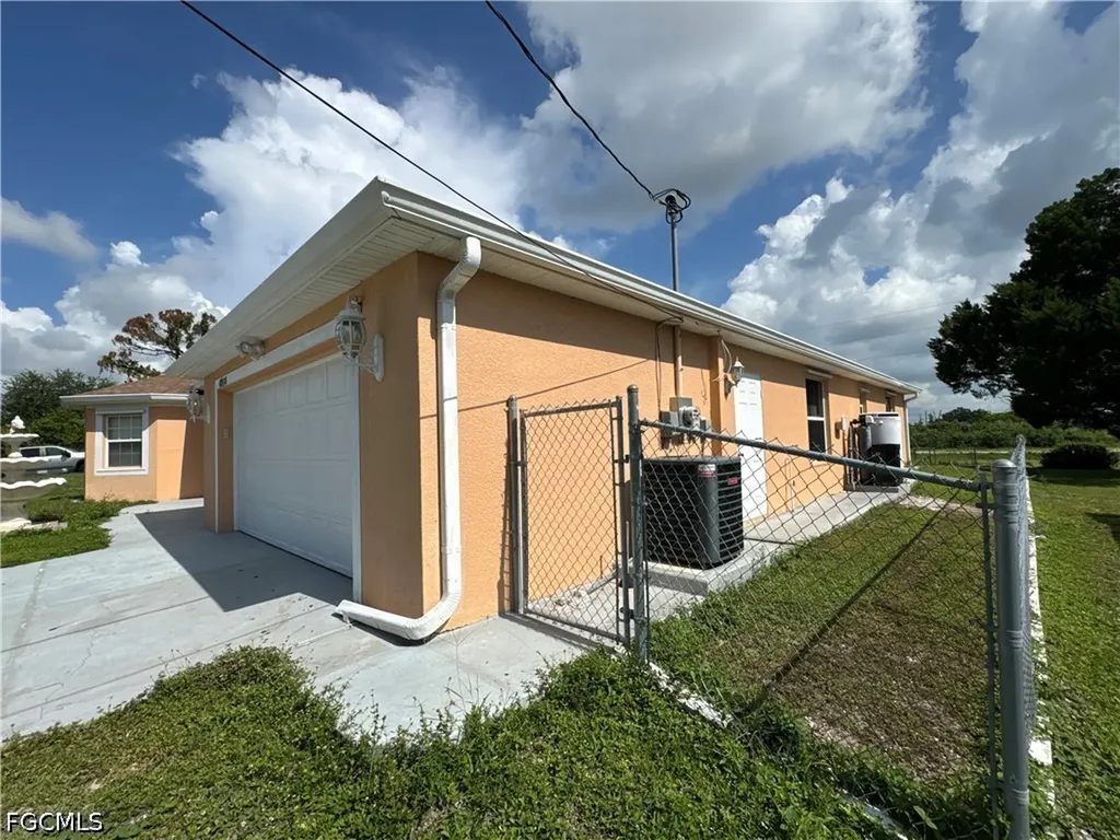 4914 7th Street W Lehigh Acres FL 33971