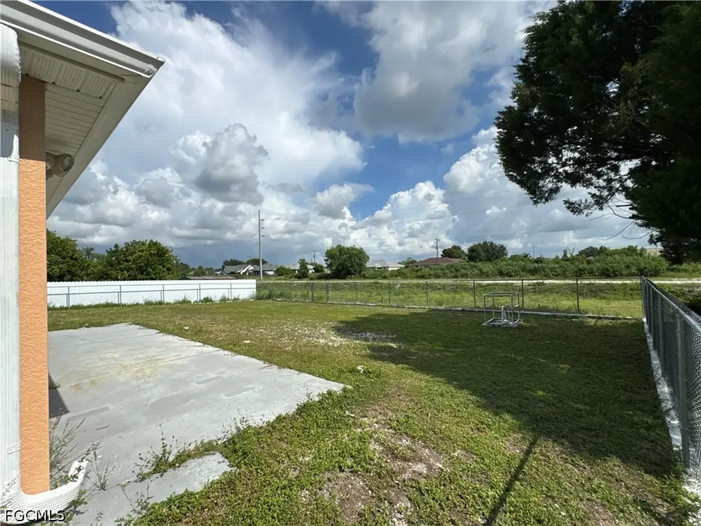 4914 7th Street W Lehigh Acres FL 33971