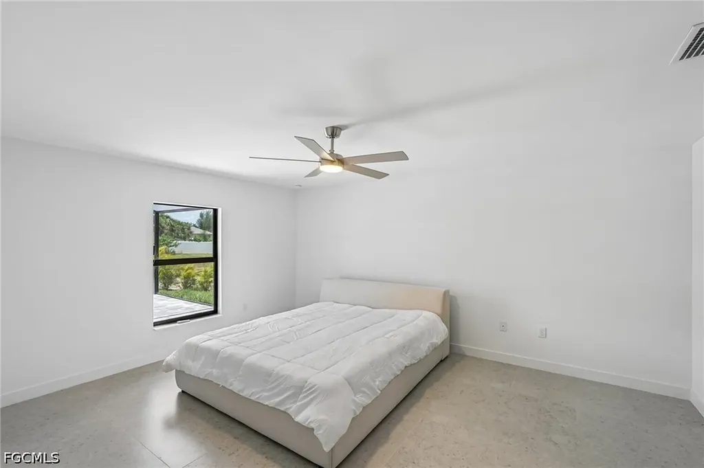 2800 NW 10th Street Cape Coral FL 33993