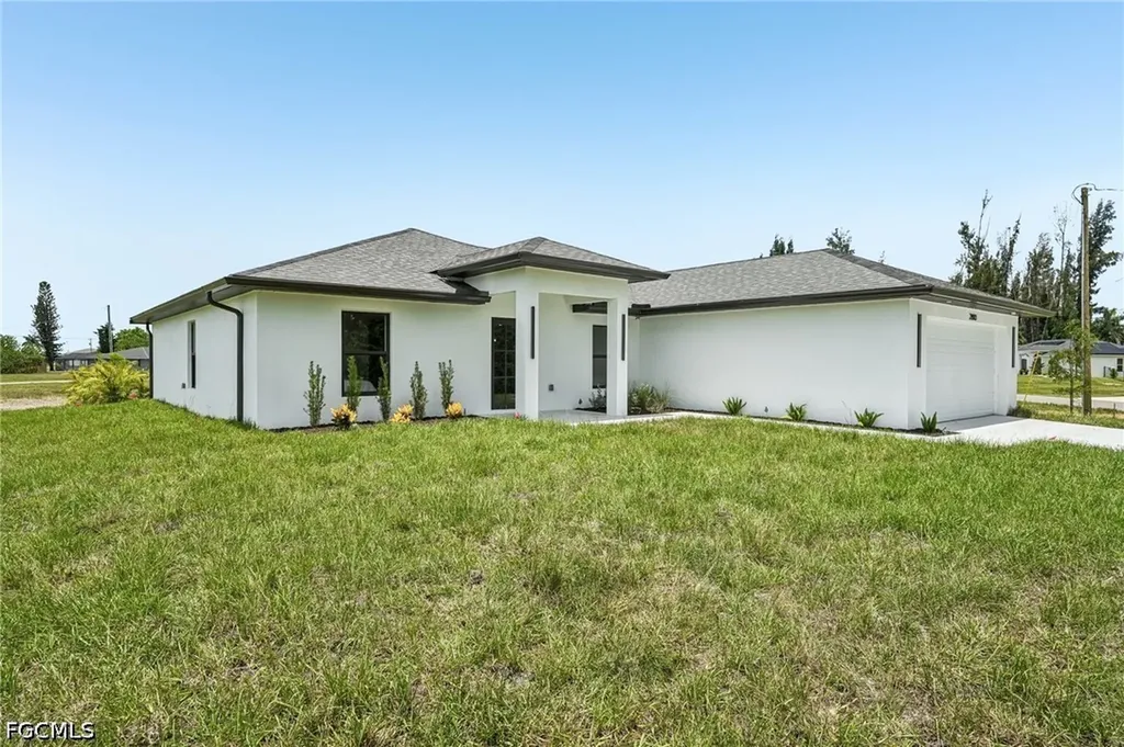 2800 NW 10th Street Cape Coral FL 33993