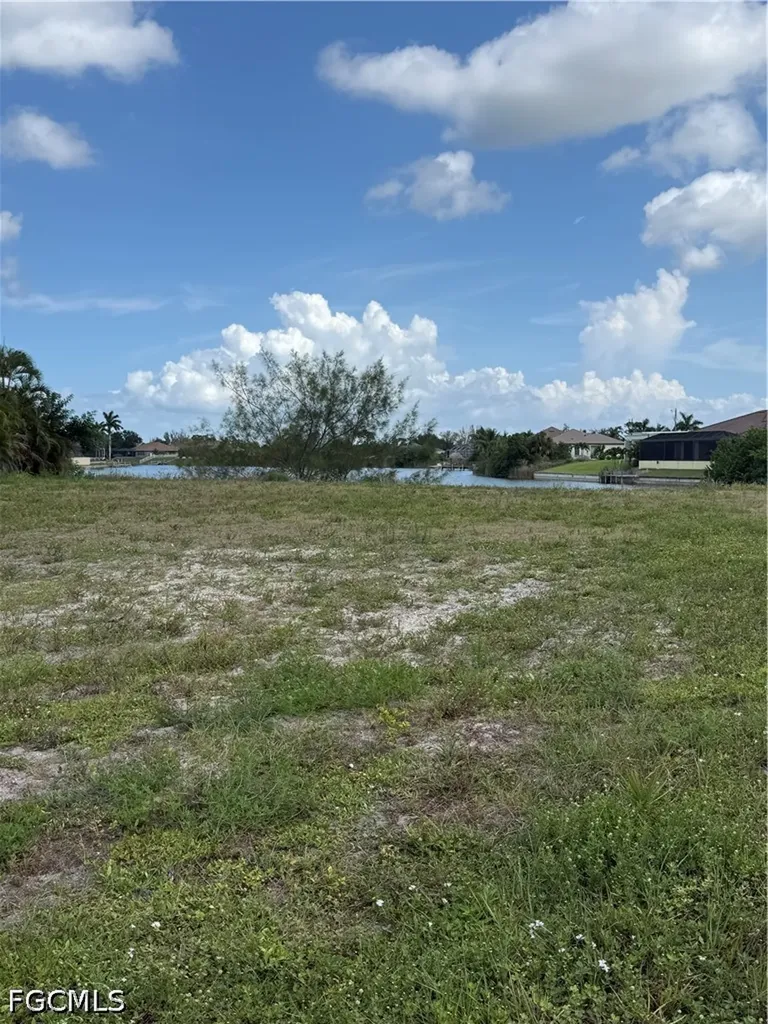 1729 NW 8th Terrace Cape Coral FL 33993