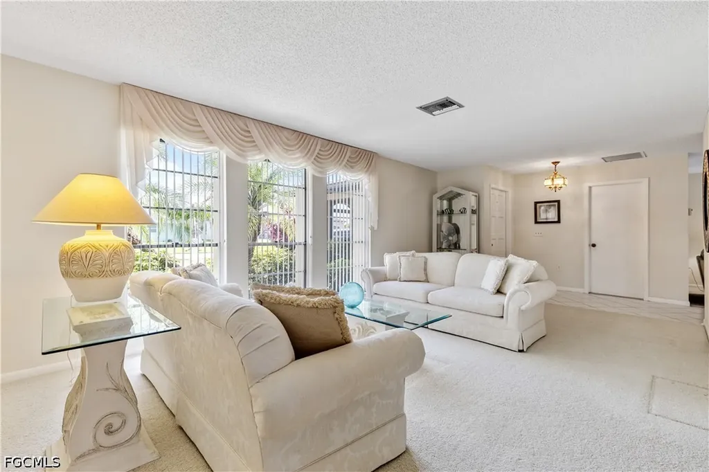 414 SE 31st Street Cape Coral FL 33904