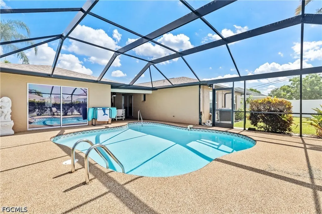 414 SE 31st Street Cape Coral FL 33904