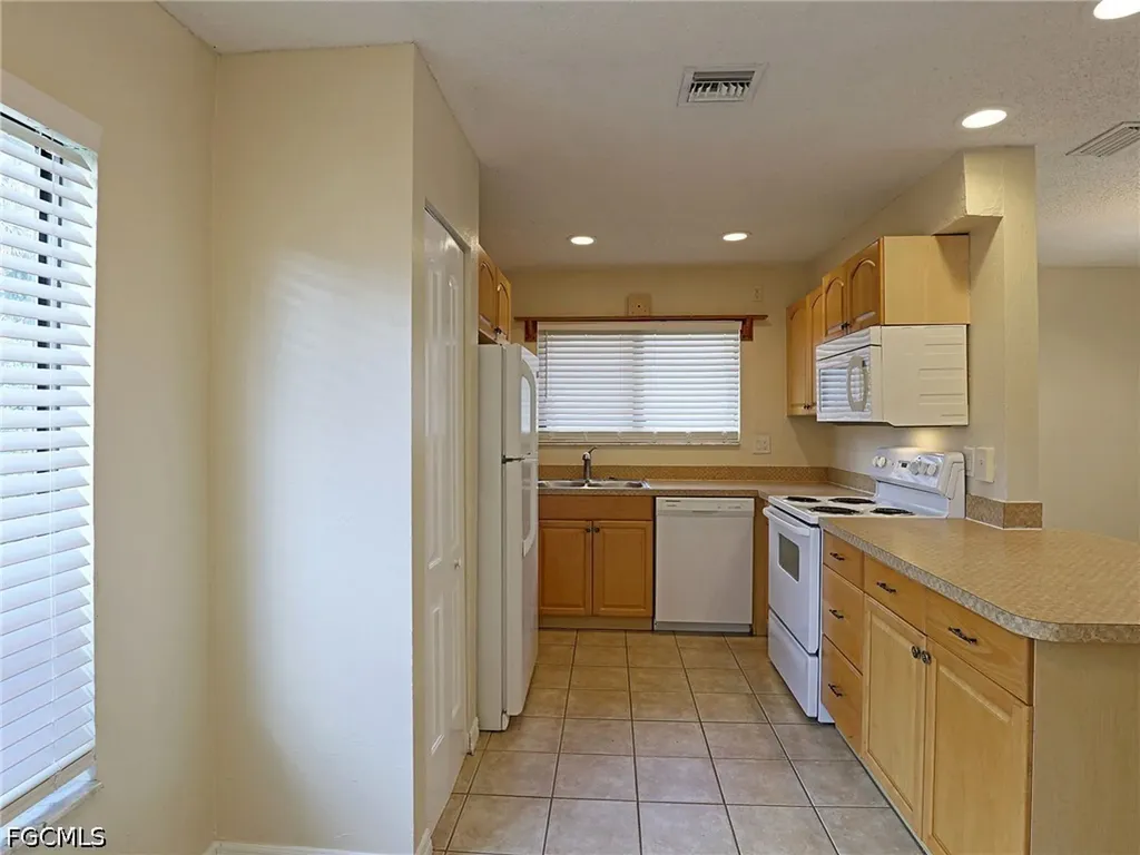 1420 Park Shore Circle Fort Myers FL 33901