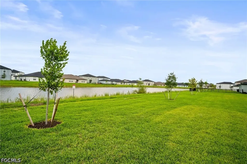 17556 Monte Isola Way North Fort Myers FL 33917