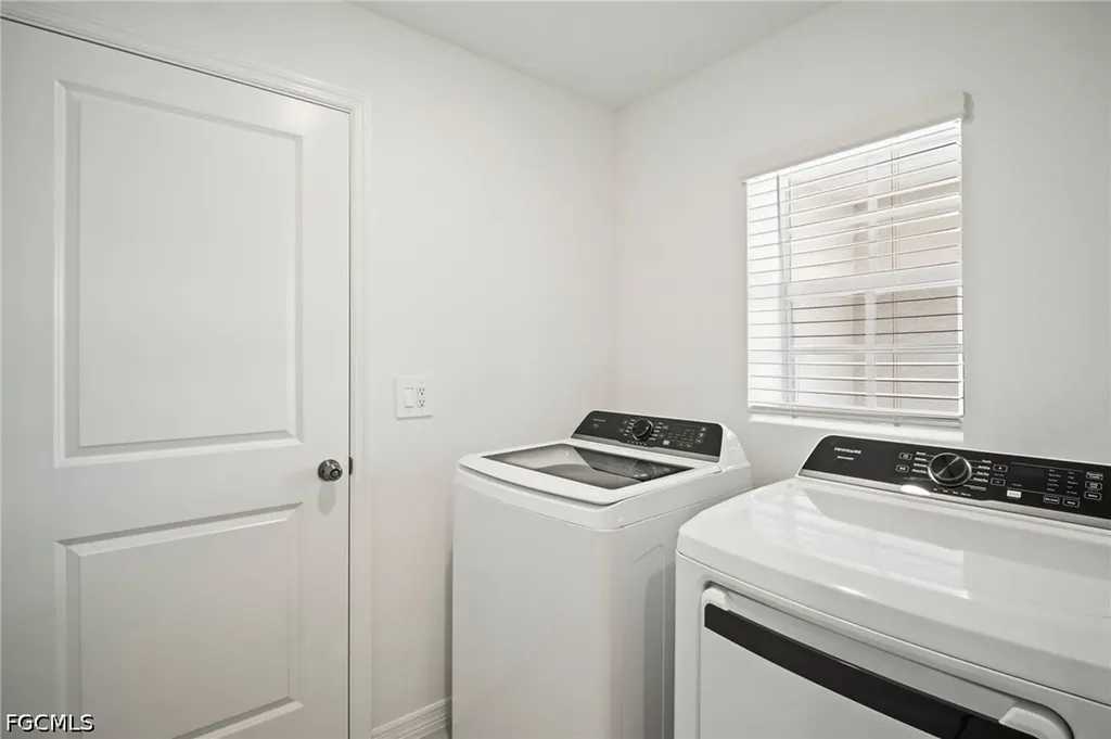 17556 Monte Isola Way North Fort Myers FL 33917