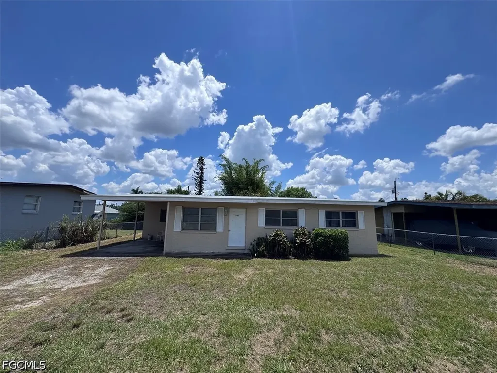 1125 Marsh Avenue Fort Myers FL 33905