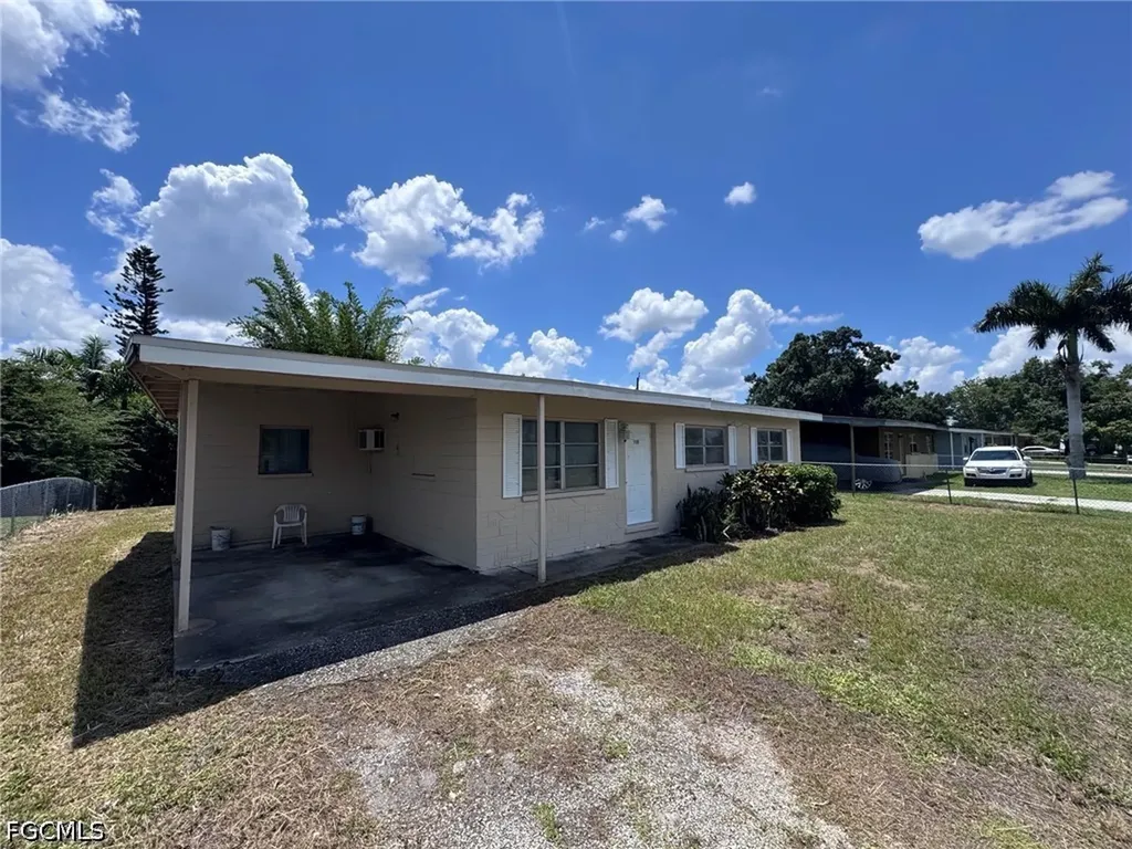 1125 Marsh Avenue Fort Myers FL 33905