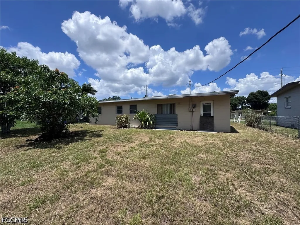 1125 Marsh Avenue Fort Myers FL 33905