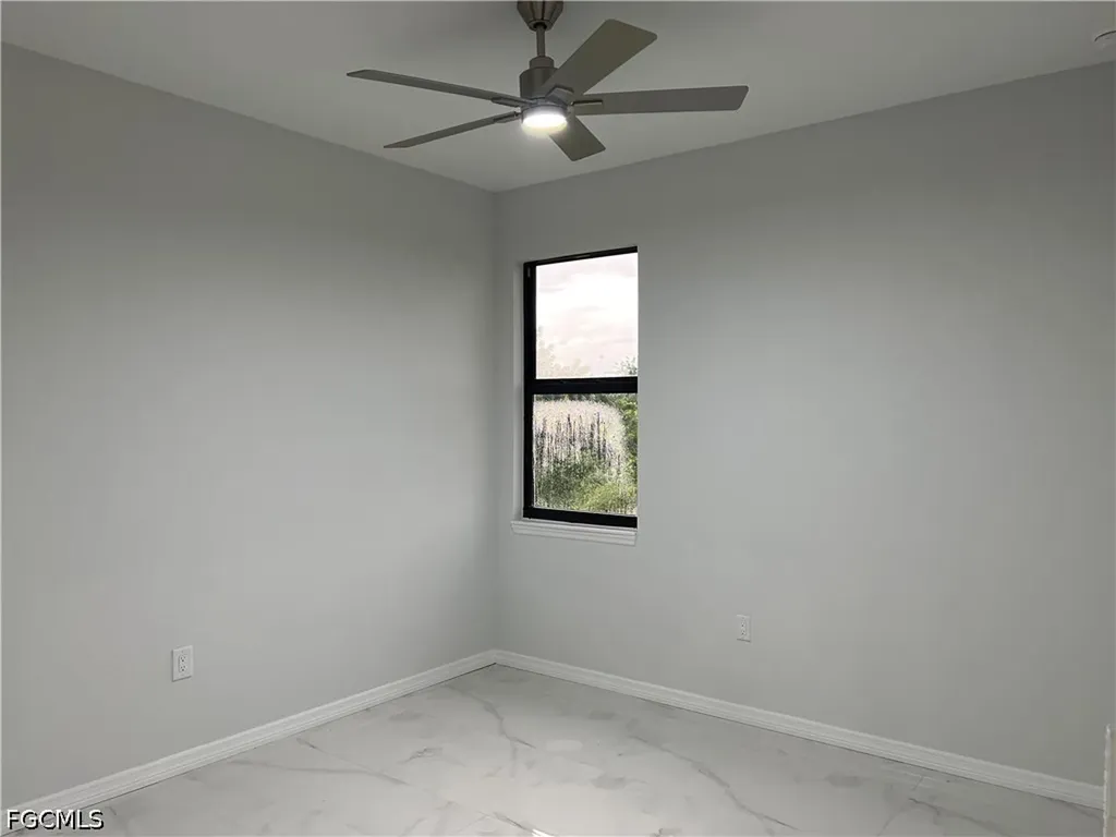 2641/2643 Sunniland Boulevard Lehigh Acres FL 33971
