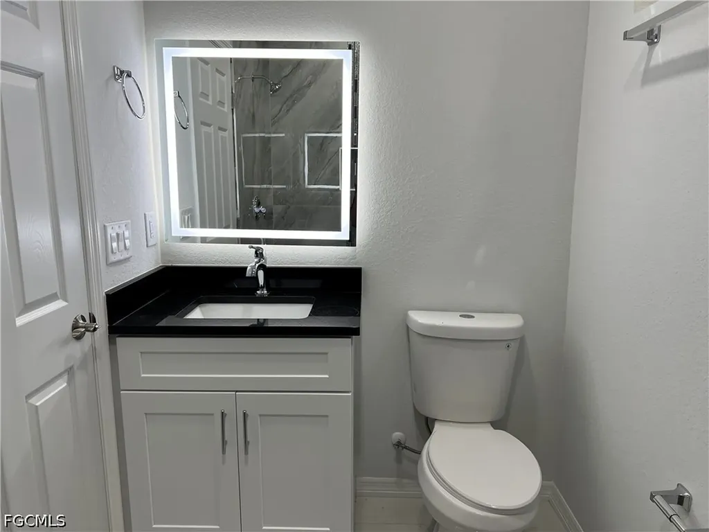 2641/2643 Sunniland Boulevard Lehigh Acres FL 33971
