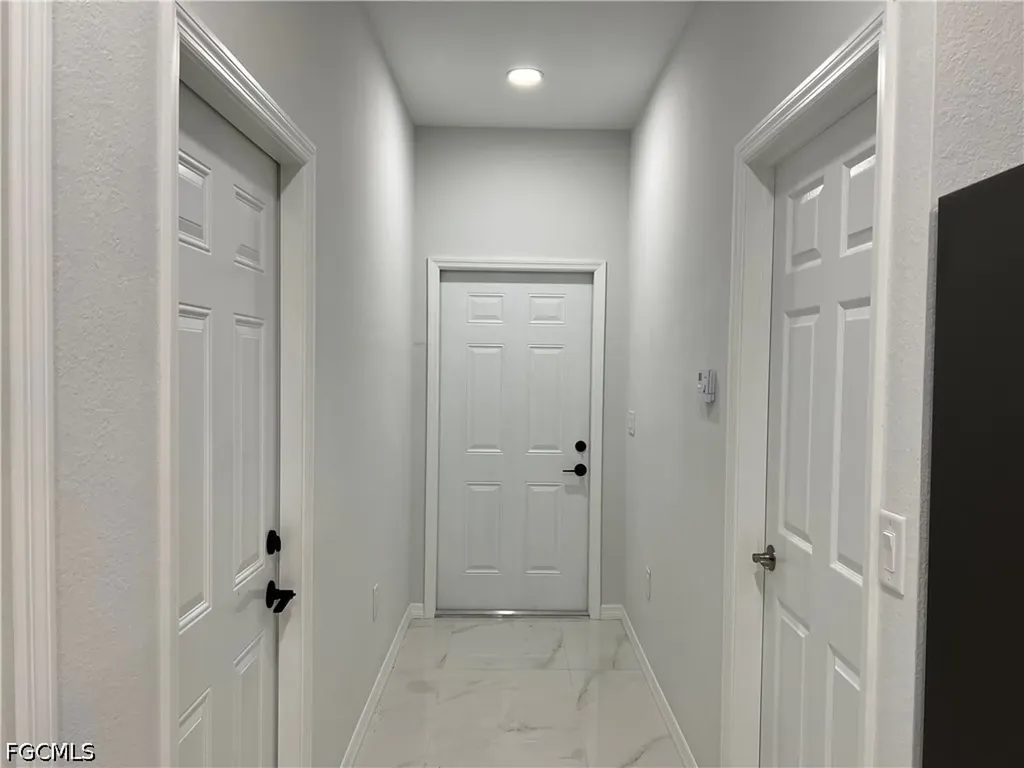 2641/2643 Sunniland Boulevard Lehigh Acres FL 33971