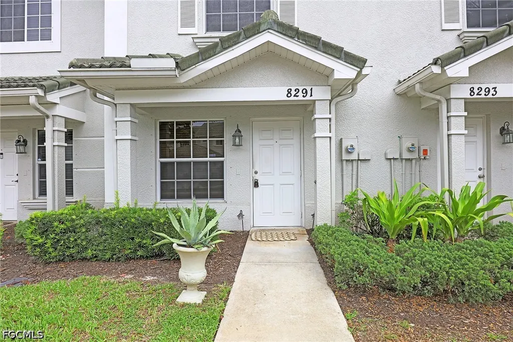 8291 Pacific Beach Drive Fort Myers FL 33966
