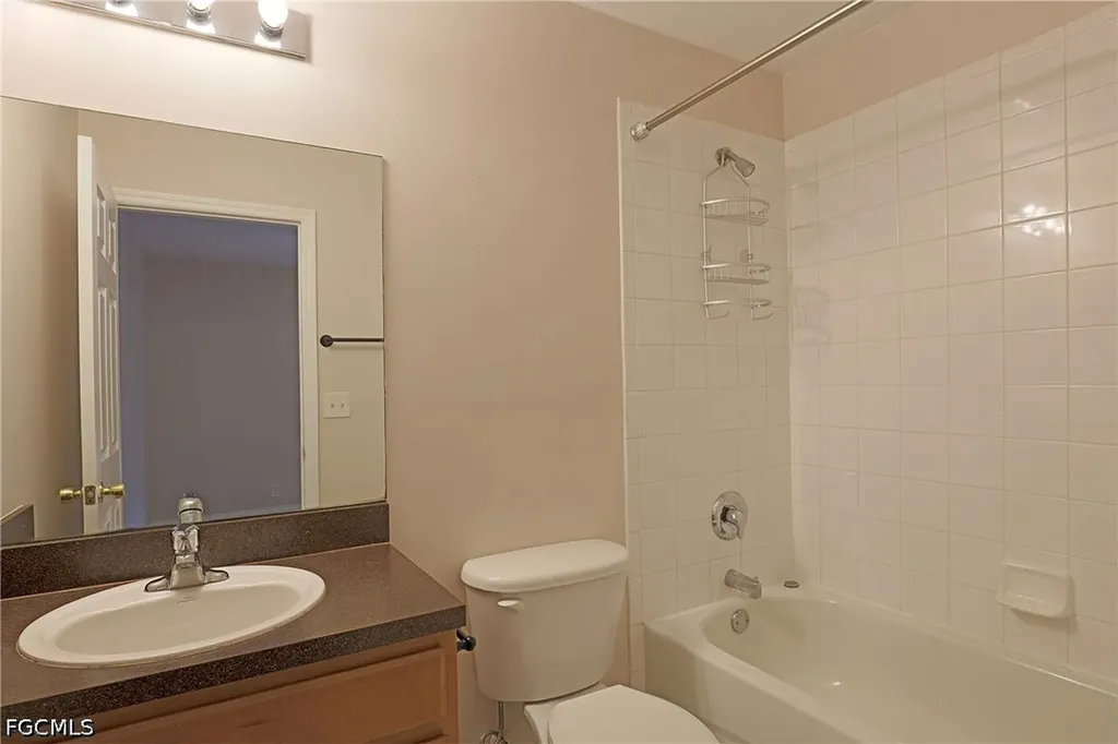 8291 Pacific Beach Drive Fort Myers FL 33966