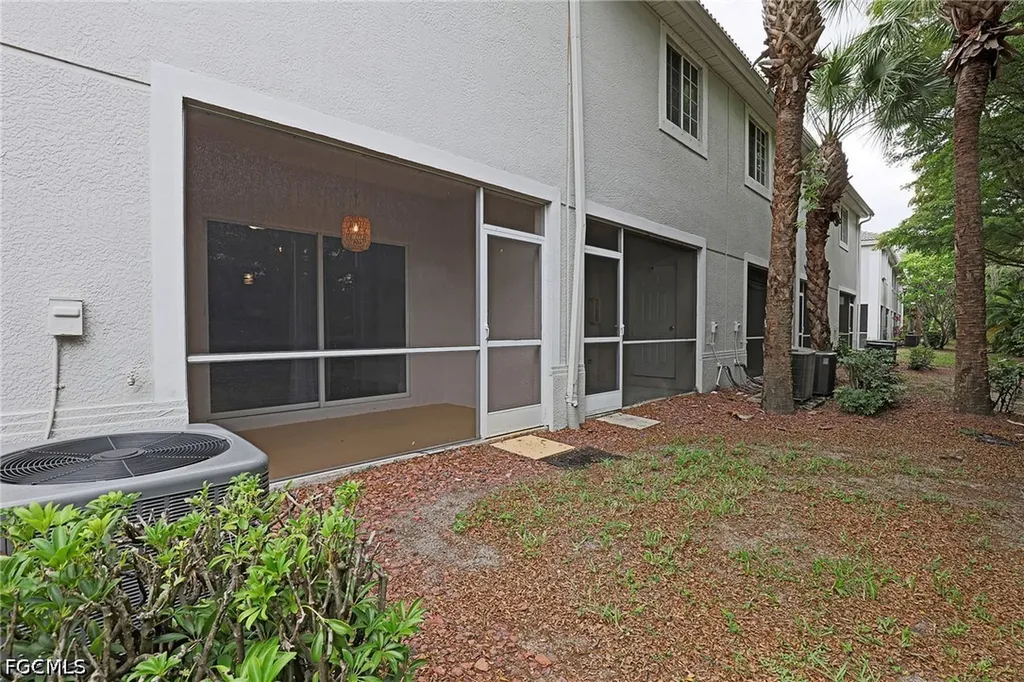8291 Pacific Beach Drive Fort Myers FL 33966