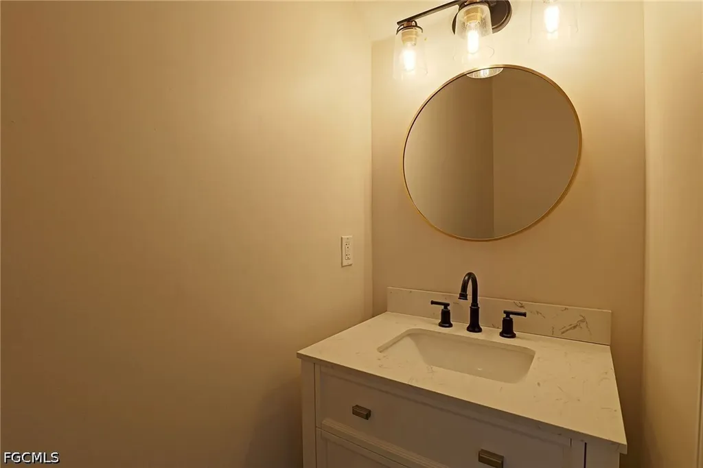 8291 Pacific Beach Drive Fort Myers FL 33966