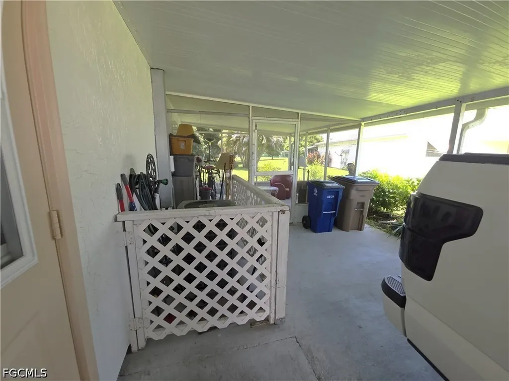 1 Dutch Iris Lane Lehigh Acres FL 33936