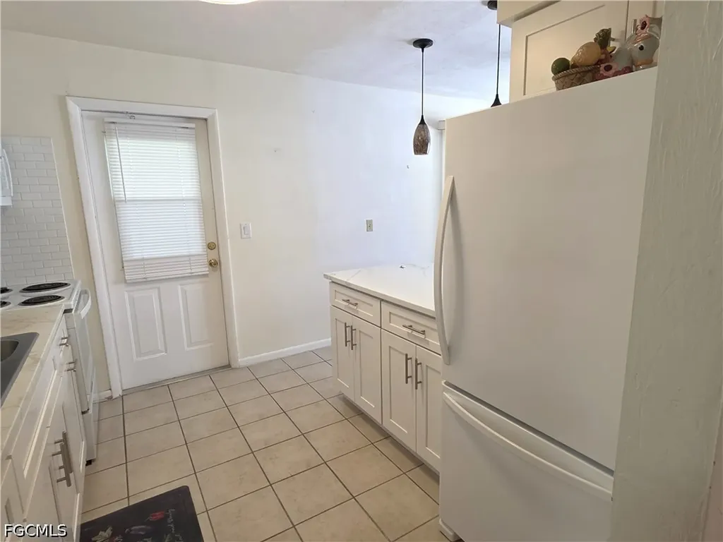 1 Dutch Iris Lane Lehigh Acres FL 33936
