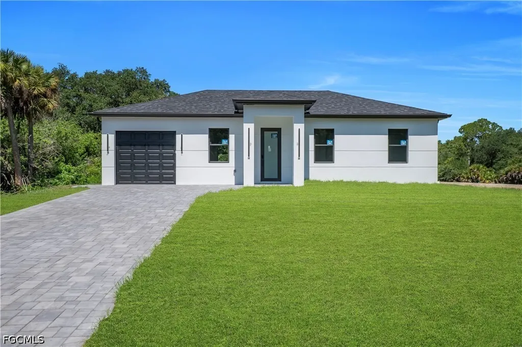 1923 Johns Avenue Lehigh Acres FL 33972