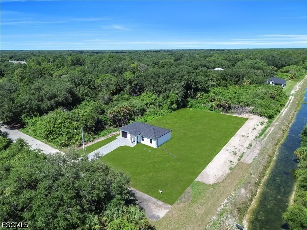 1923 Johns Avenue Lehigh Acres FL 33972