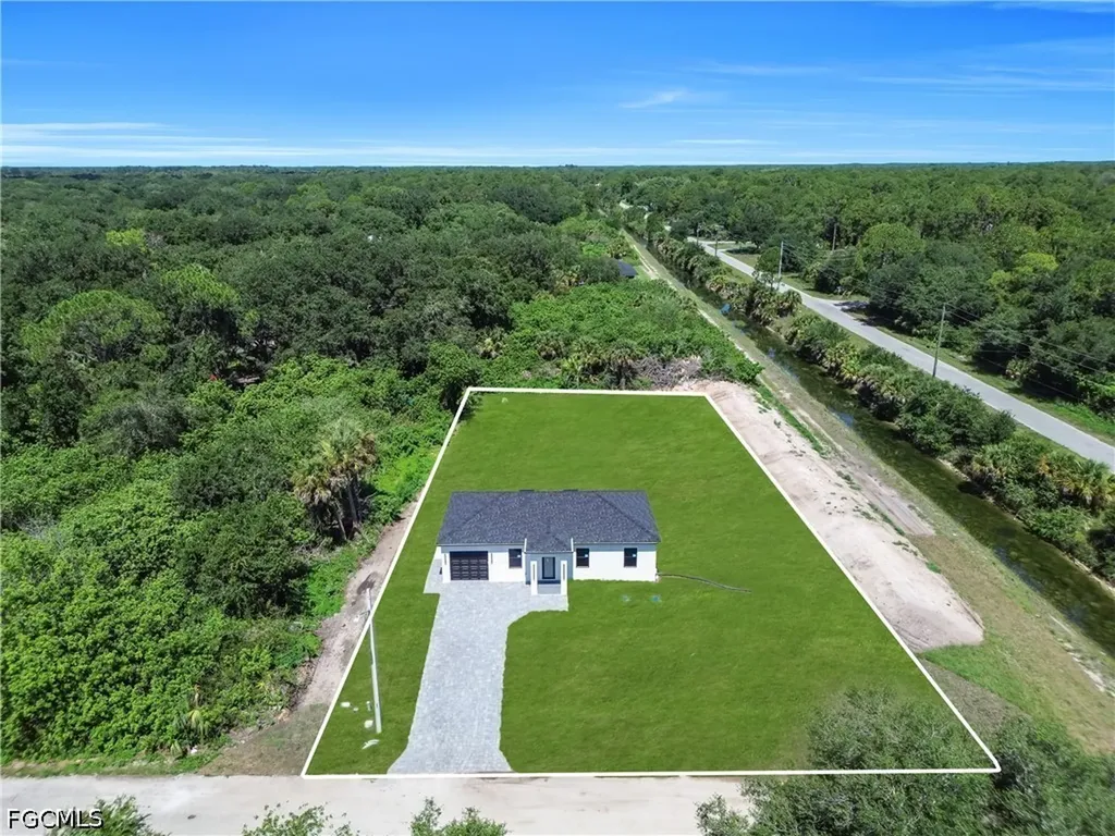 1923 Johns Avenue Lehigh Acres FL 33972