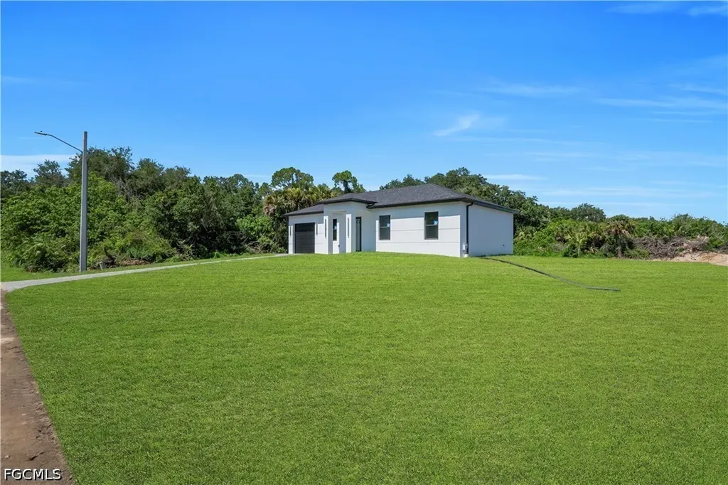 1923 Johns Avenue Lehigh Acres FL 33972