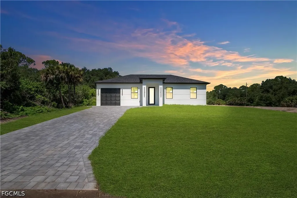 1923 Johns Avenue Lehigh Acres FL 33972