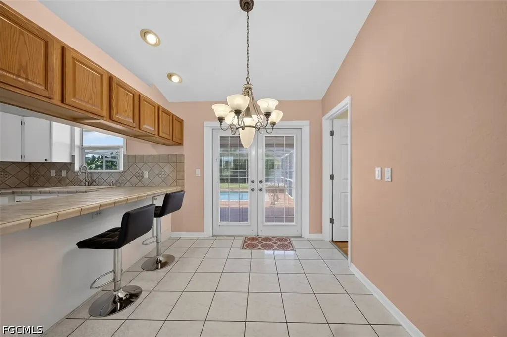 920 SW 28th Terrace Cape Coral FL 33914