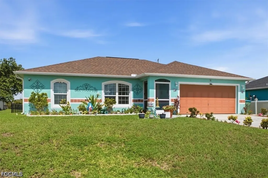 1902 NW 2nd Place Cape Coral FL 33993