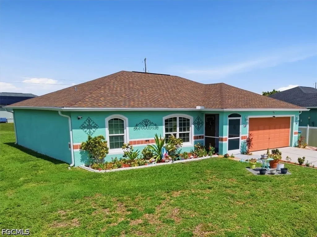 1902 NW 2nd Place Cape Coral FL 33993