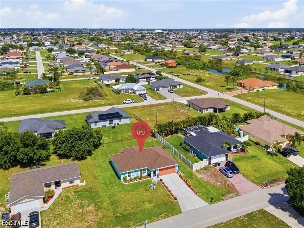 1902 NW 2nd Place Cape Coral FL 33993
