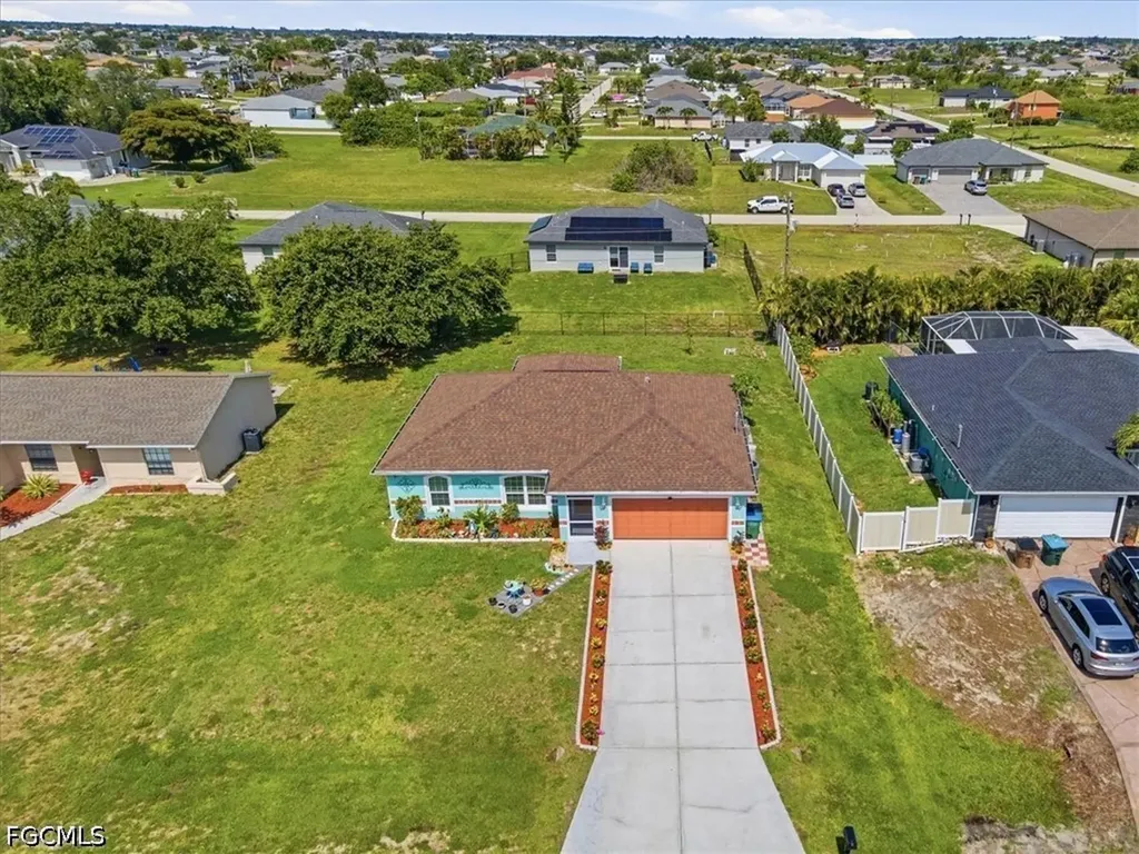 1902 NW 2nd Place Cape Coral FL 33993