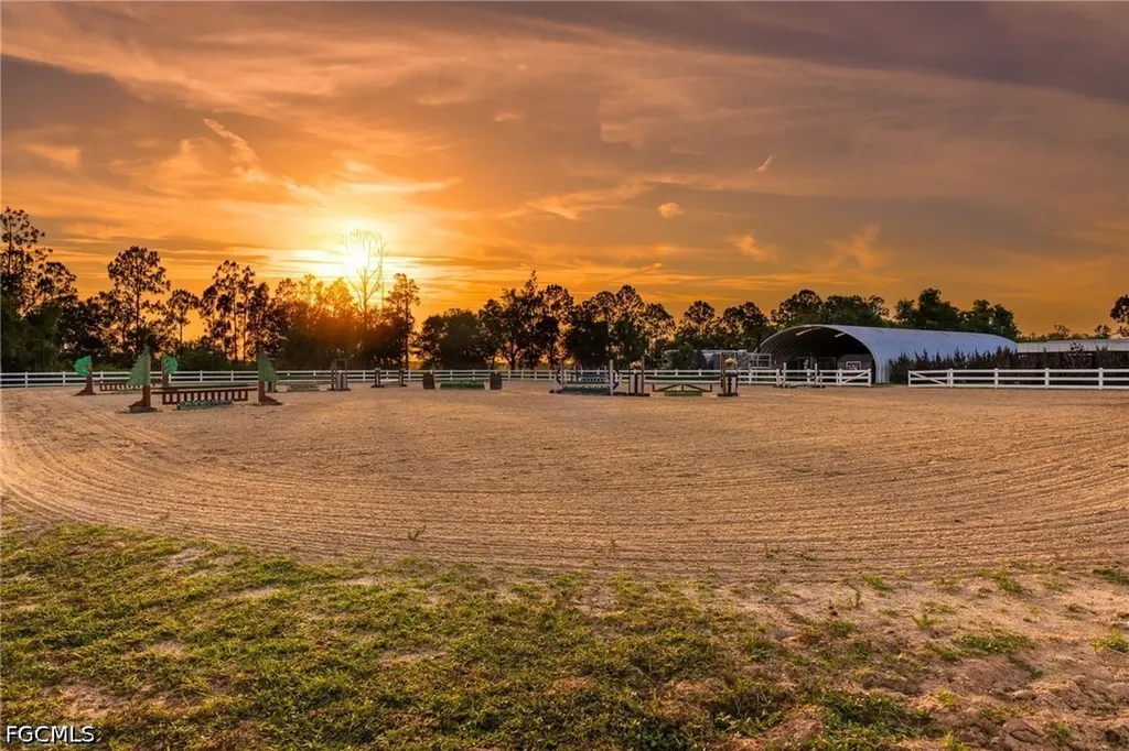 12090 Shawnee Road Fort Myers FL 33913