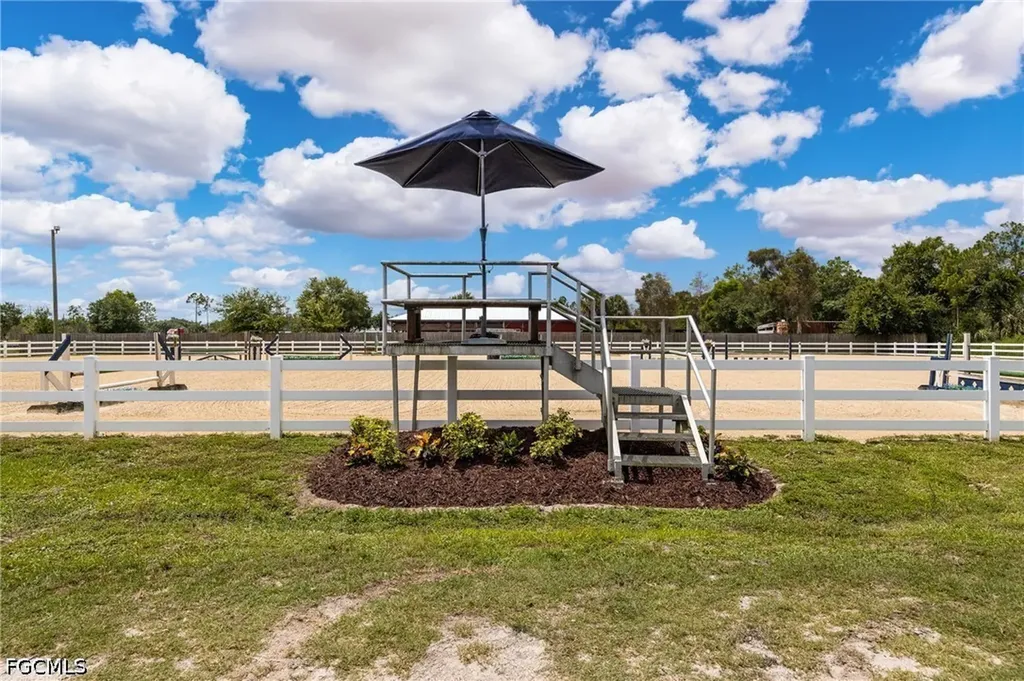 12090 Shawnee Road Fort Myers FL 33913