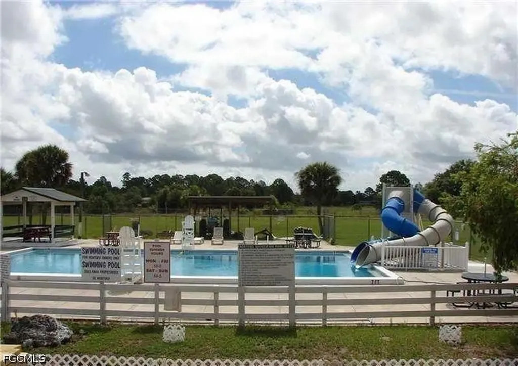860 S Trebol Street Clewiston FL 33440