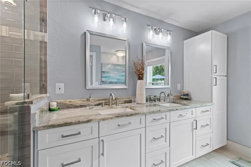 2914 SE 8th Avenue Cape Coral FL 33904