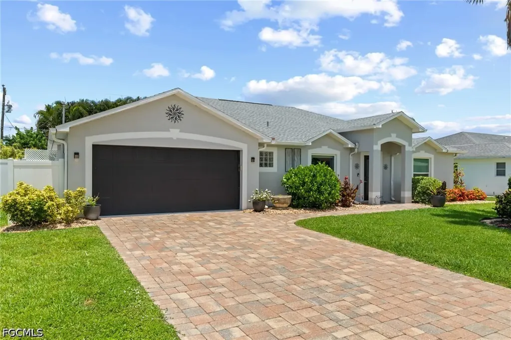 2914 SE 8th Avenue Cape Coral FL 33904