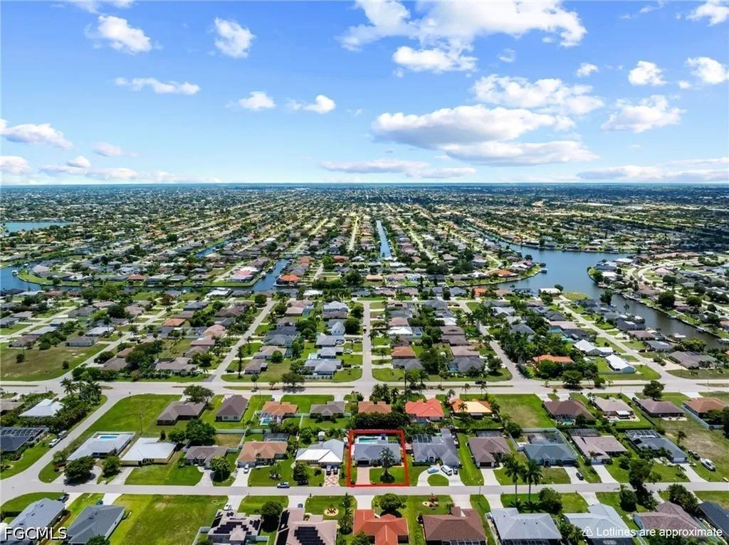 2914 SE 8th Avenue Cape Coral FL 33904