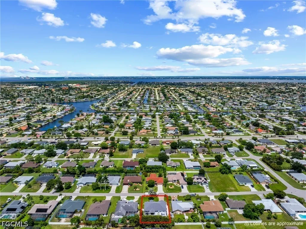 2914 SE 8th Avenue Cape Coral FL 33904