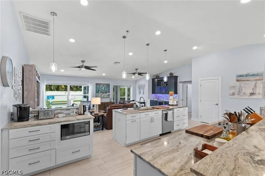 2914 SE 8th Avenue Cape Coral FL 33904