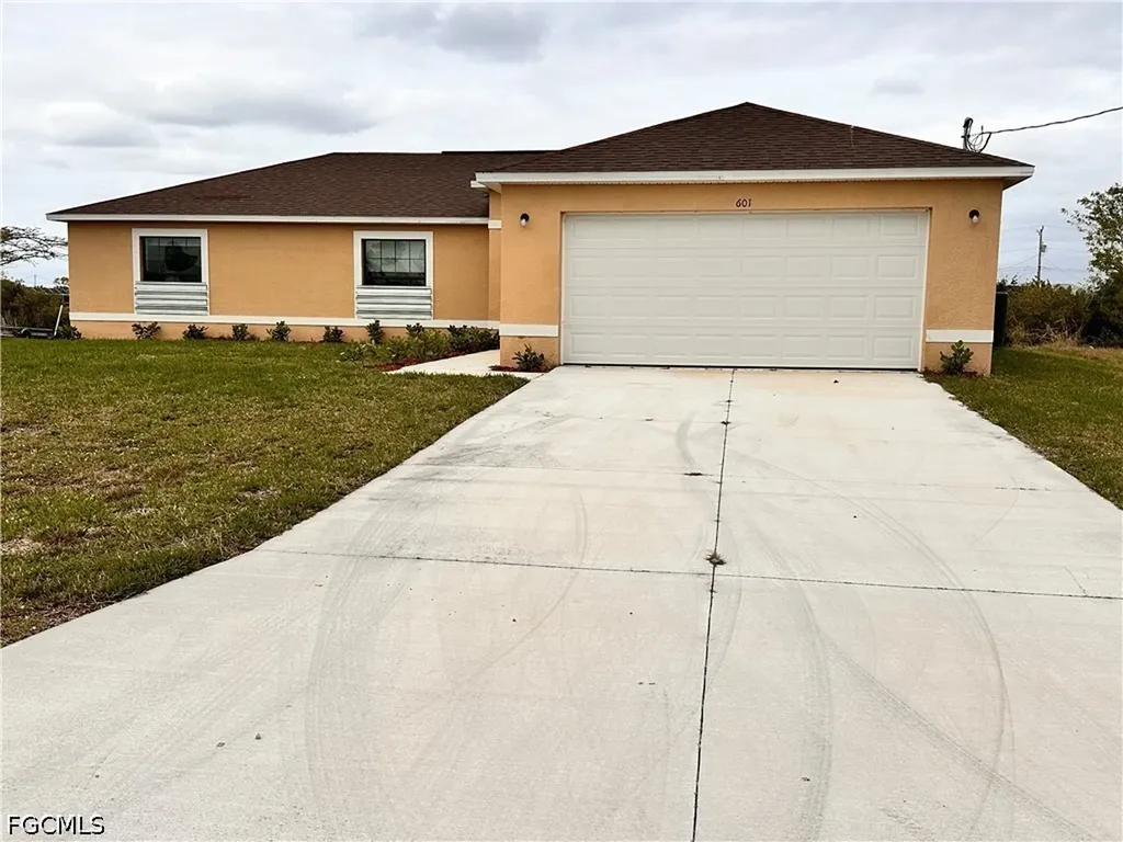 601 NE 11th Terrace Cape Coral FL 33909