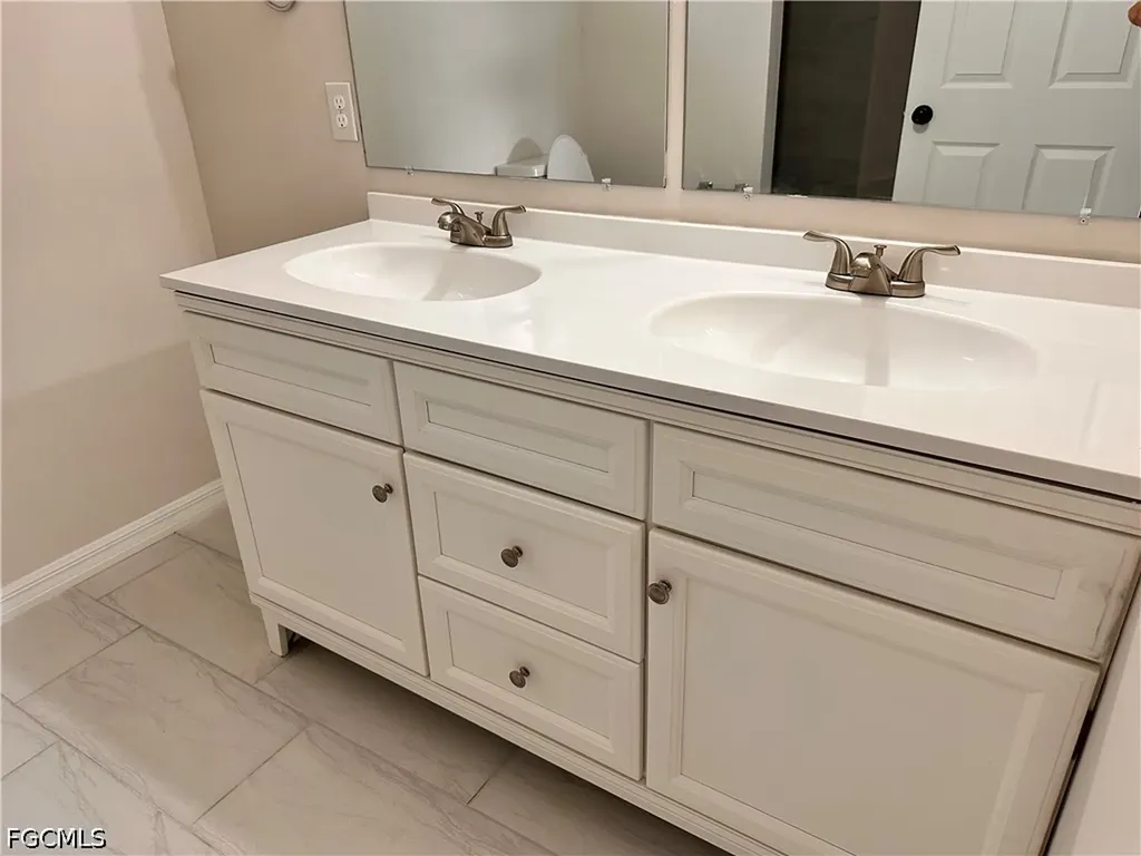 601 NE 11th Terrace Cape Coral FL 33909