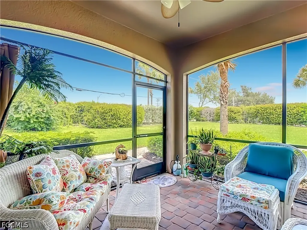 2401 Caslotti Way Cape Coral FL 33909