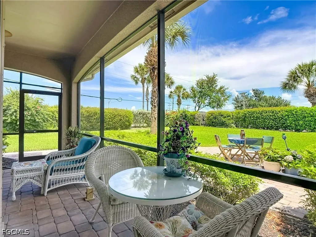 2401 Caslotti Way Cape Coral FL 33909
