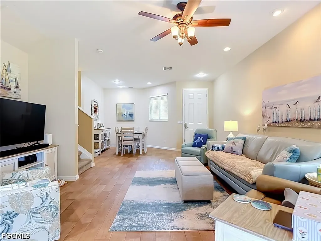 2401 Caslotti Way Cape Coral FL 33909