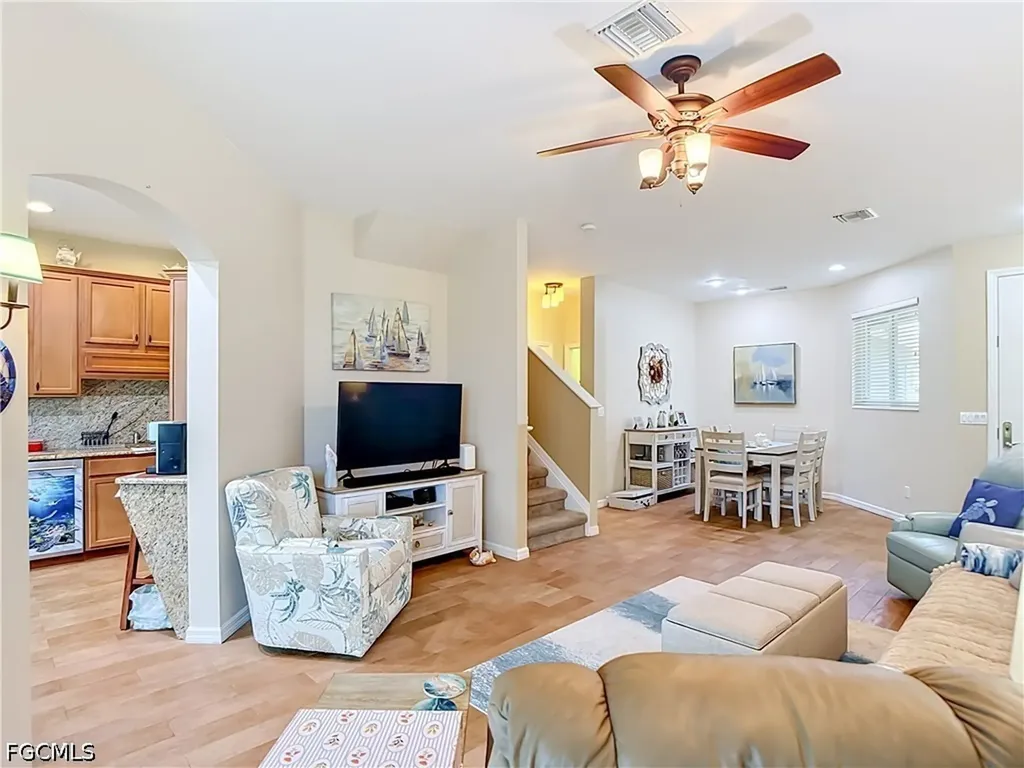 2401 Caslotti Way Cape Coral FL 33909