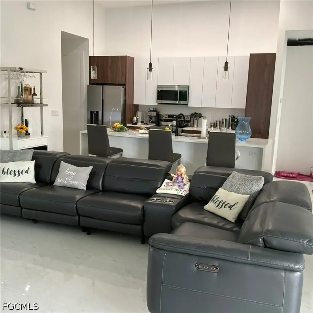 2506 SW Embers Terrace Cape Coral FL 33991